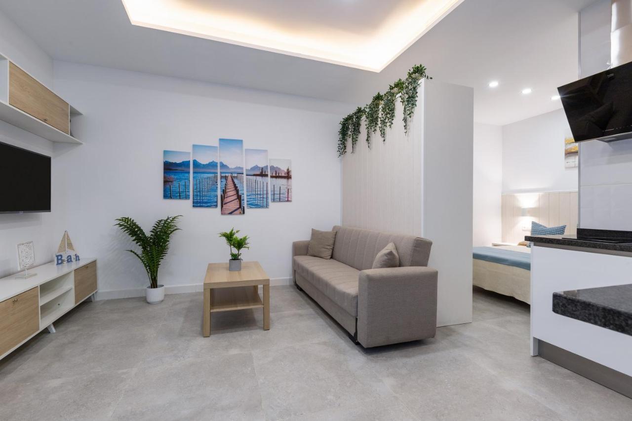 Victoria'S Apartamentos Malaga Bagian luar foto